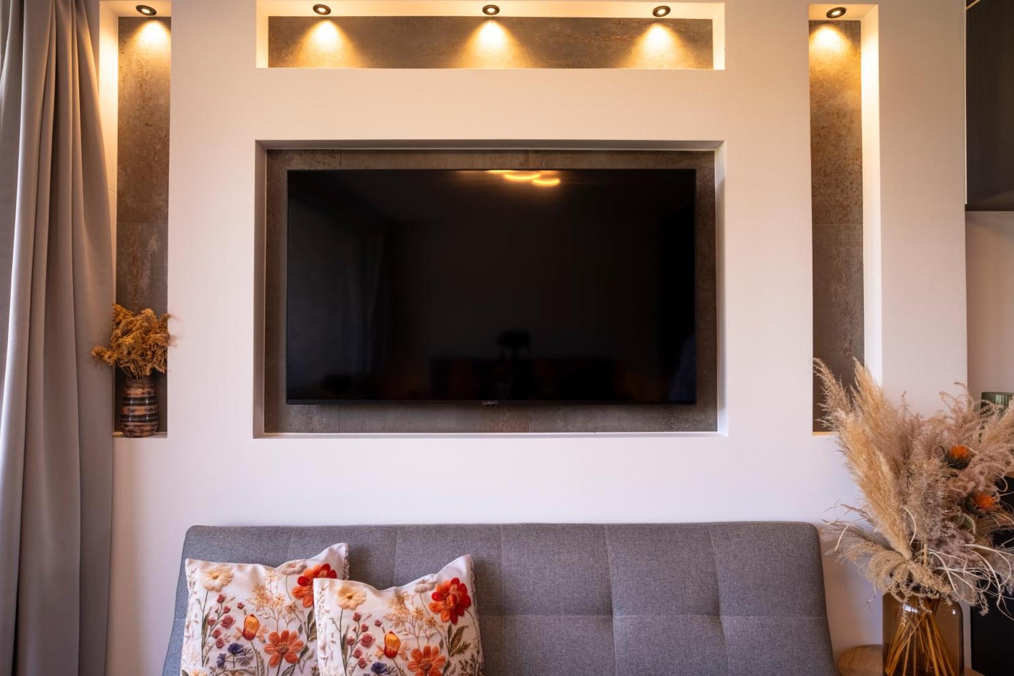 Suite Apartment Modern Getaway - Neu Renoviert - Strobl Am Wolfgangsee Exterior photo